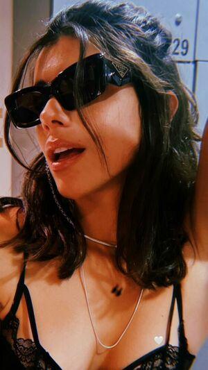 Estela Cruz photo 169