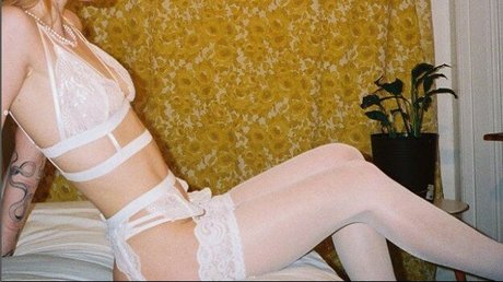 Esther McGregor photo 71