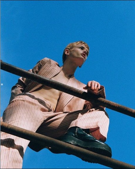 Esther McGregor photo 104