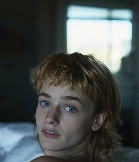 Esther McGregor photo 123