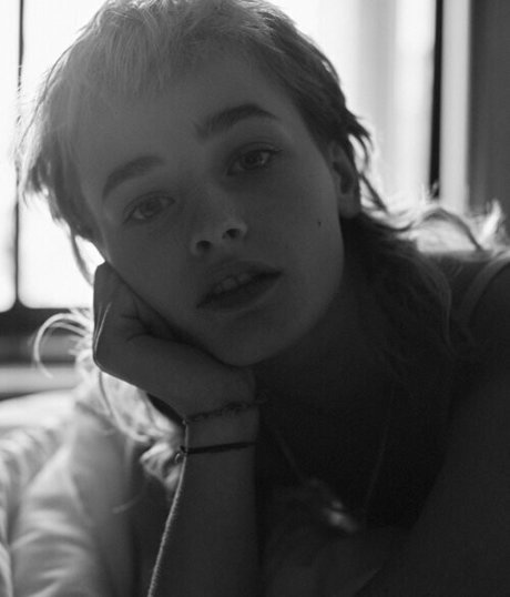 Esther McGregor photo 144