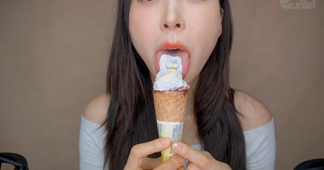 Eunzel ASMR photo 19