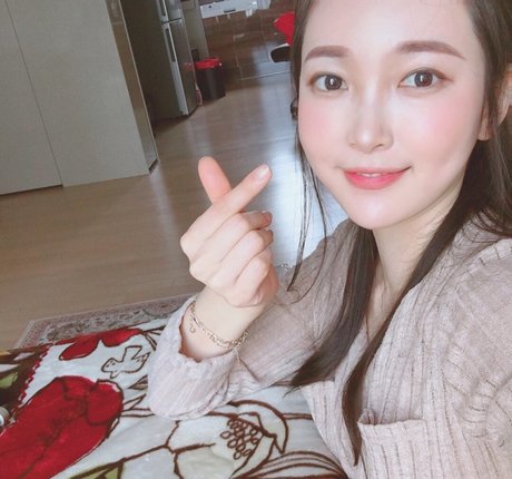 Eunzel ASMR photo 66