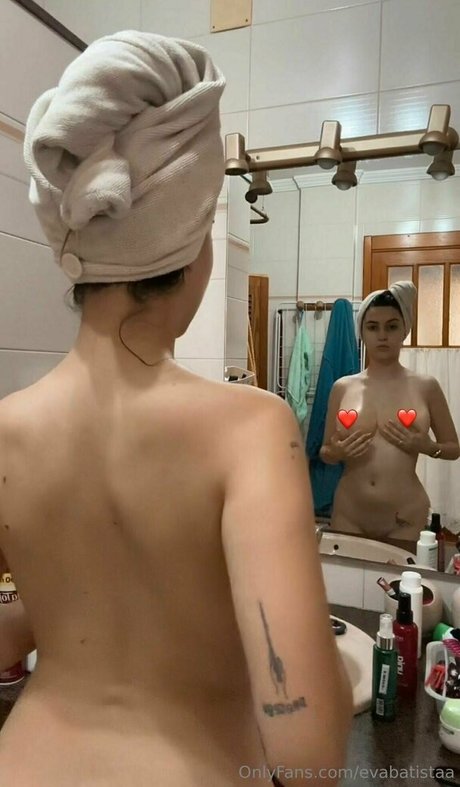 Eva Batista photo 22
