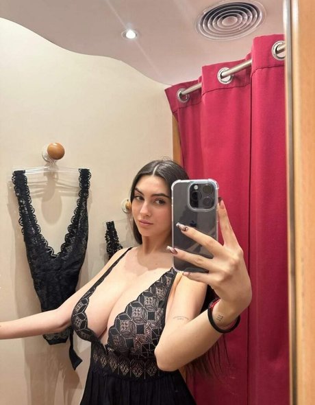 Eva Batista photo 95