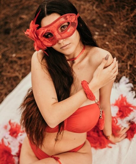 Eva Batista photo 220