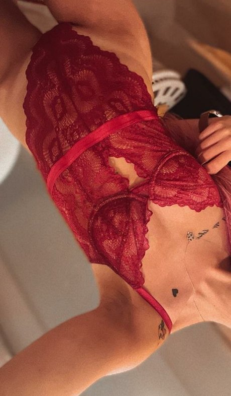 Eva Batista photo 261