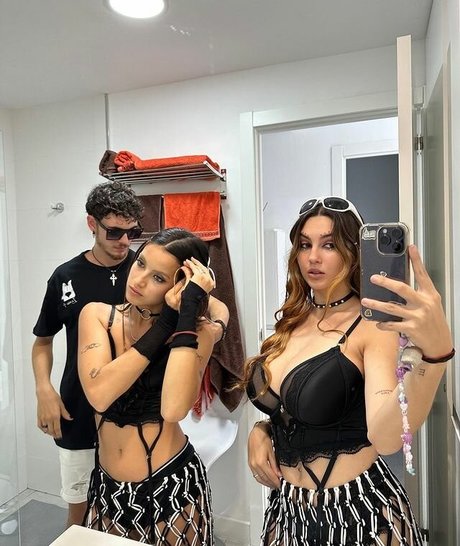 Eva Batista photo 331