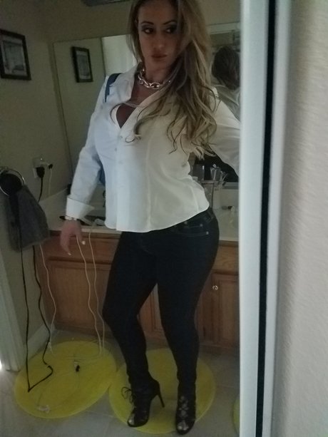 Eva Notty photo 95