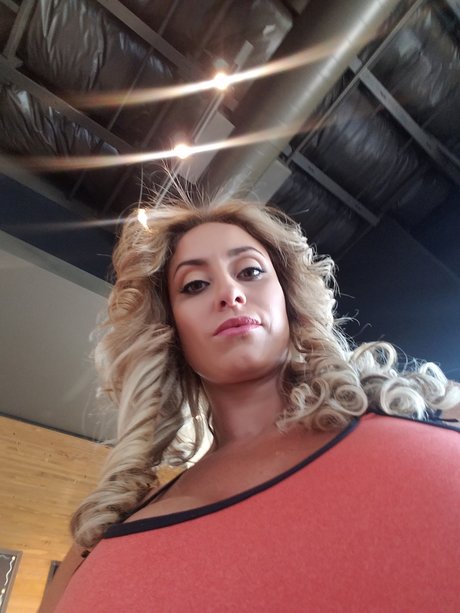 Eva Notty photo 99