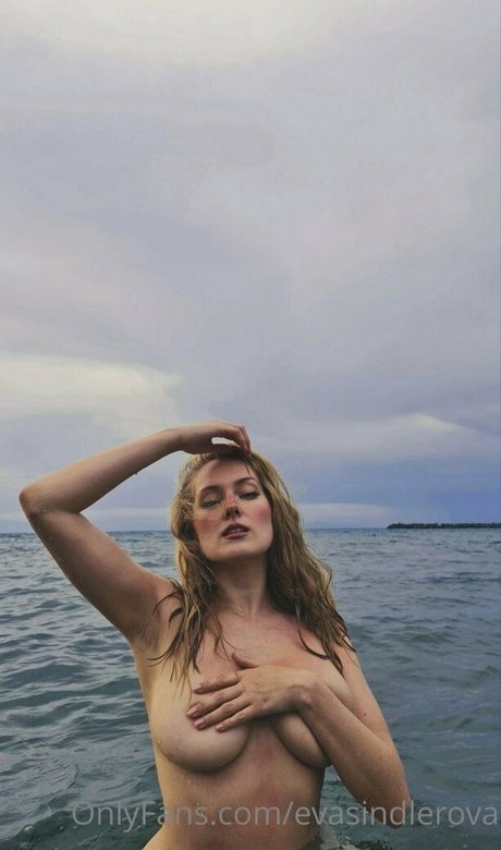 Eva Sindlerova photo 100