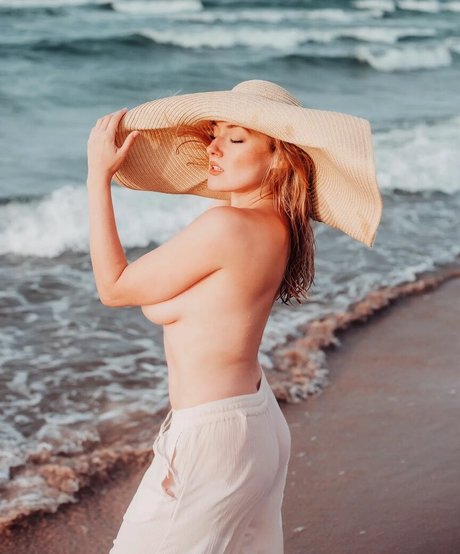 Eva Sindlerova photo 137