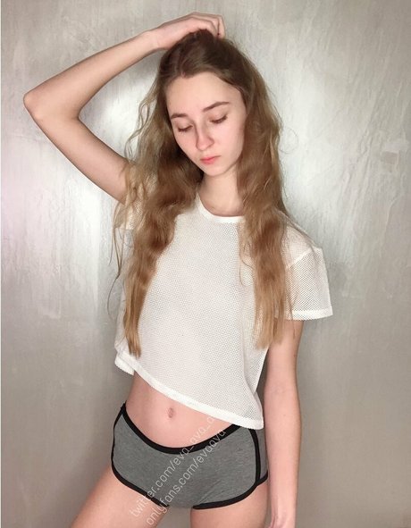 Evaava_free photo 98