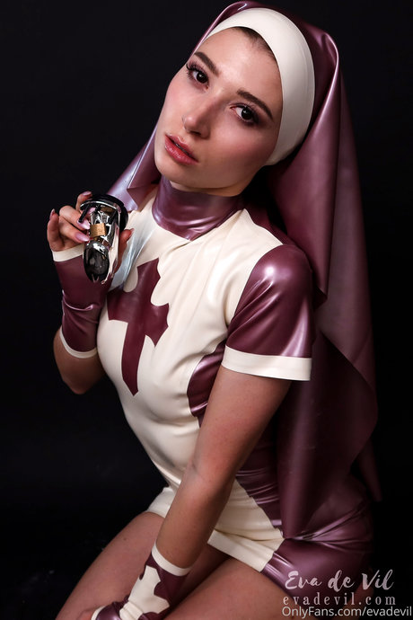 EvaDeVil photo 327