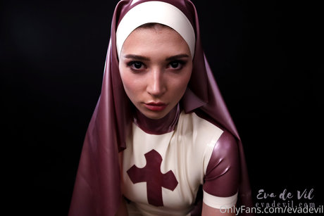 EvaDeVil photo 330