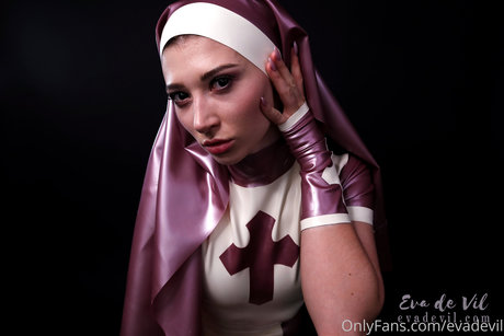 EvaDeVil photo 332