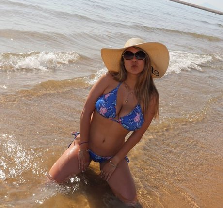Eveline Do photo 65