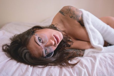 Evelyn Perez photo 175