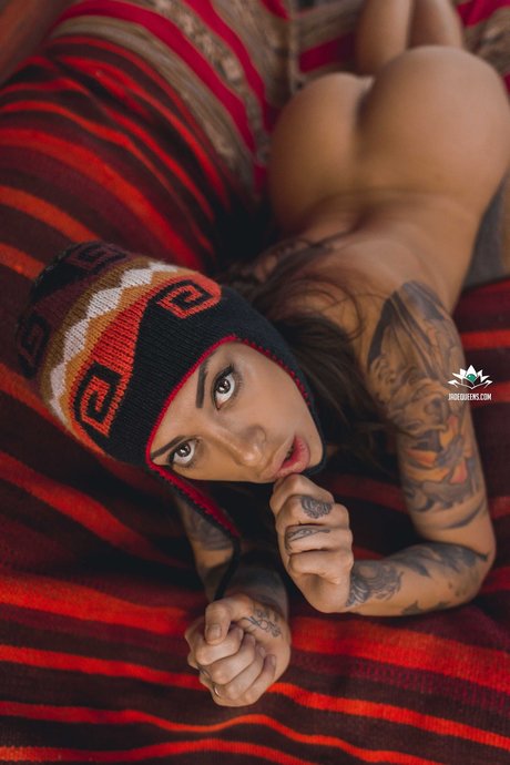 Evelyn Perez photo 180