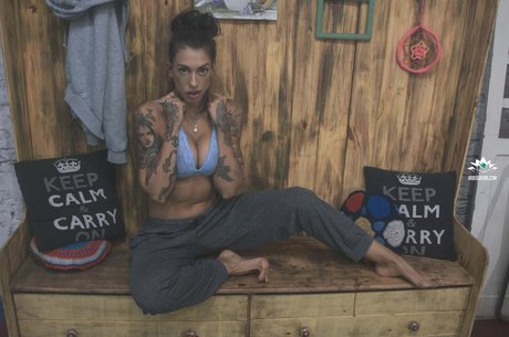 Evelyn Perez photo 263