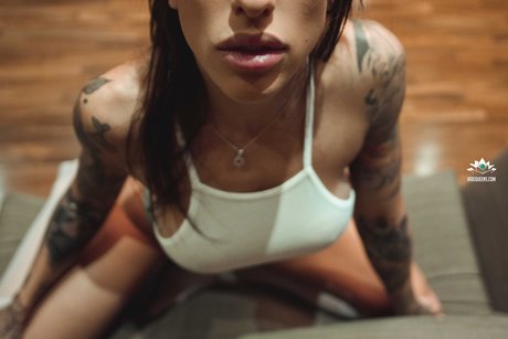 Evelyn Perez photo 304