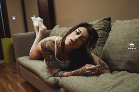 Evelyn Perez photo 330