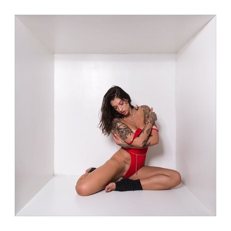 Evelyn Perez photo 381