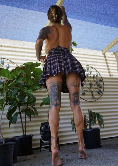 Evelyn Uncovered photo 88