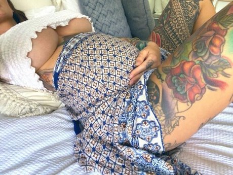 Evelyn Uncovered photo 112