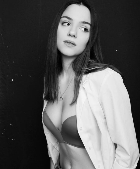 Evgenia Medvedeva photo 9