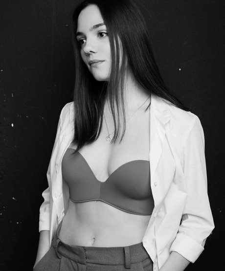 Evgenia Medvedeva photo 18