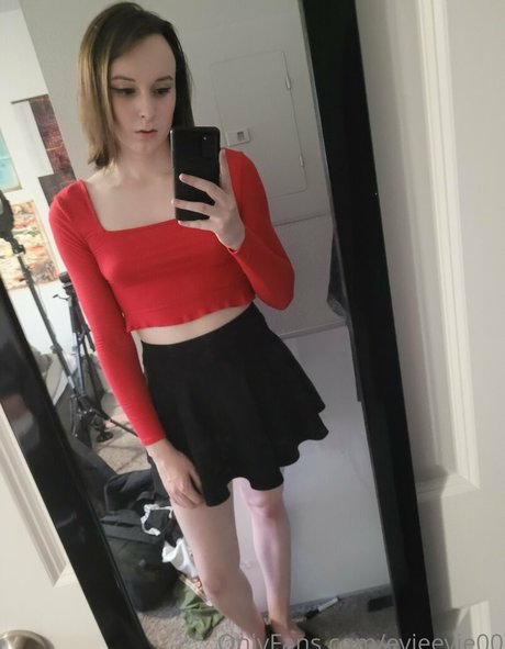 Evieevie00 photo 46