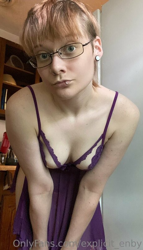 Explicit_enby photo 24