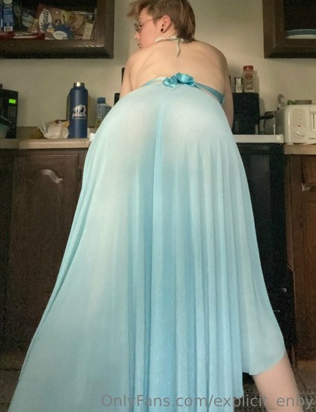 Explicit_enby photo 115