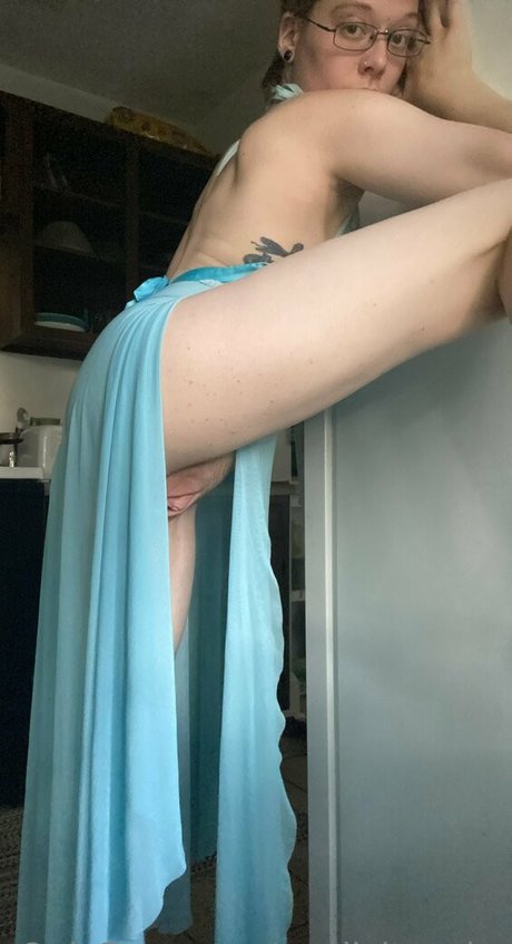 Explicit_enby photo 121