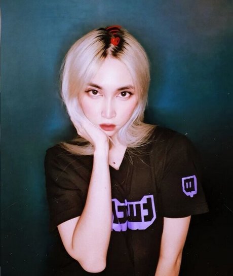 Facedwithfate photo 32