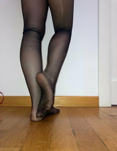 Fairyfeetsisters photo 34