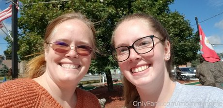 Faith And Courtney photo 45