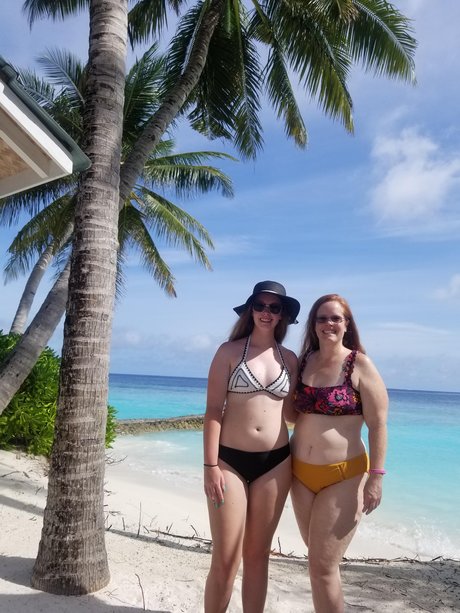 Faith And Courtney photo 53