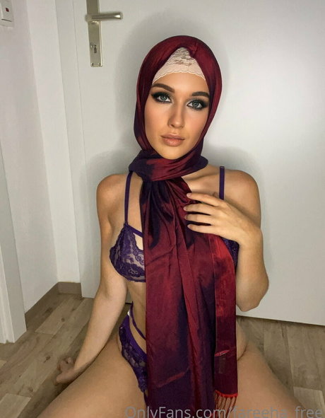 Fareeha_free photo 21