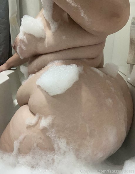Fatassgoddess photo 69