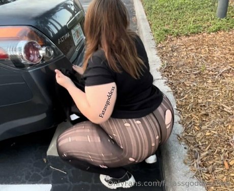 Fatassgoddessfree photo 114
