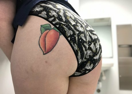 Fatjuicypeach photo 58