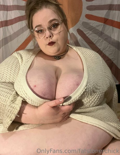 Fatstonerchick photo 76