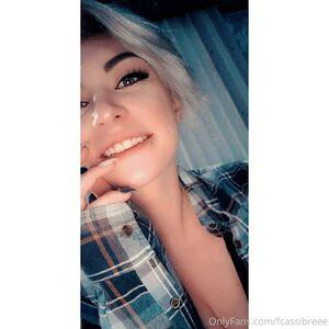 fcassibreee photo 25