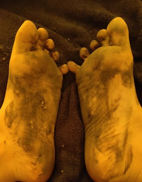 Feet-amana photo 8