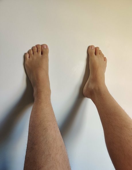 Feet-amana photo 27