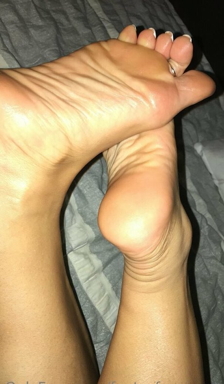 Feet_of_unicorn photo 32