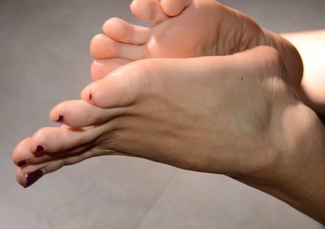 Feetandmore66 photo 24