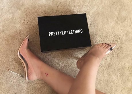 FeetByJo photo 13